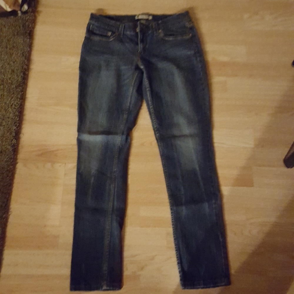 Levi jeans